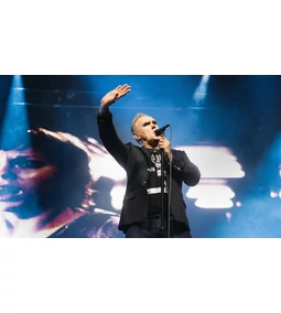 Morrissey eladja minden üzleti érdekeltségét a The Smithsben